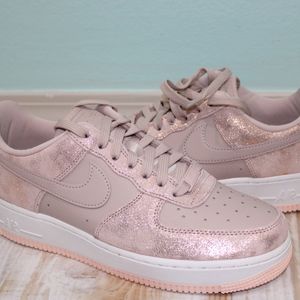 Nike Air Force 1s '07 PRM (Metallic Blush)